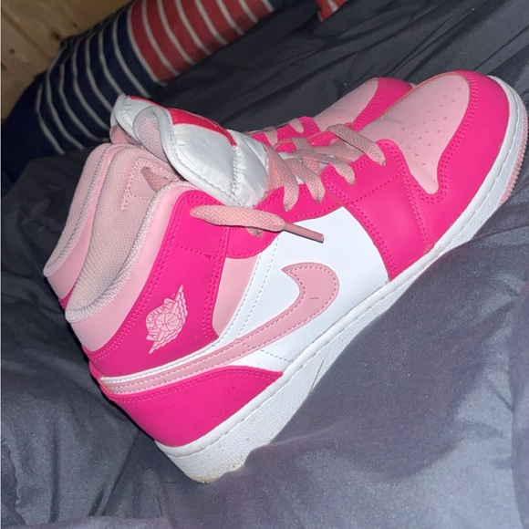 Jordan Shoes - AIR JORDAN 1 barbie💞